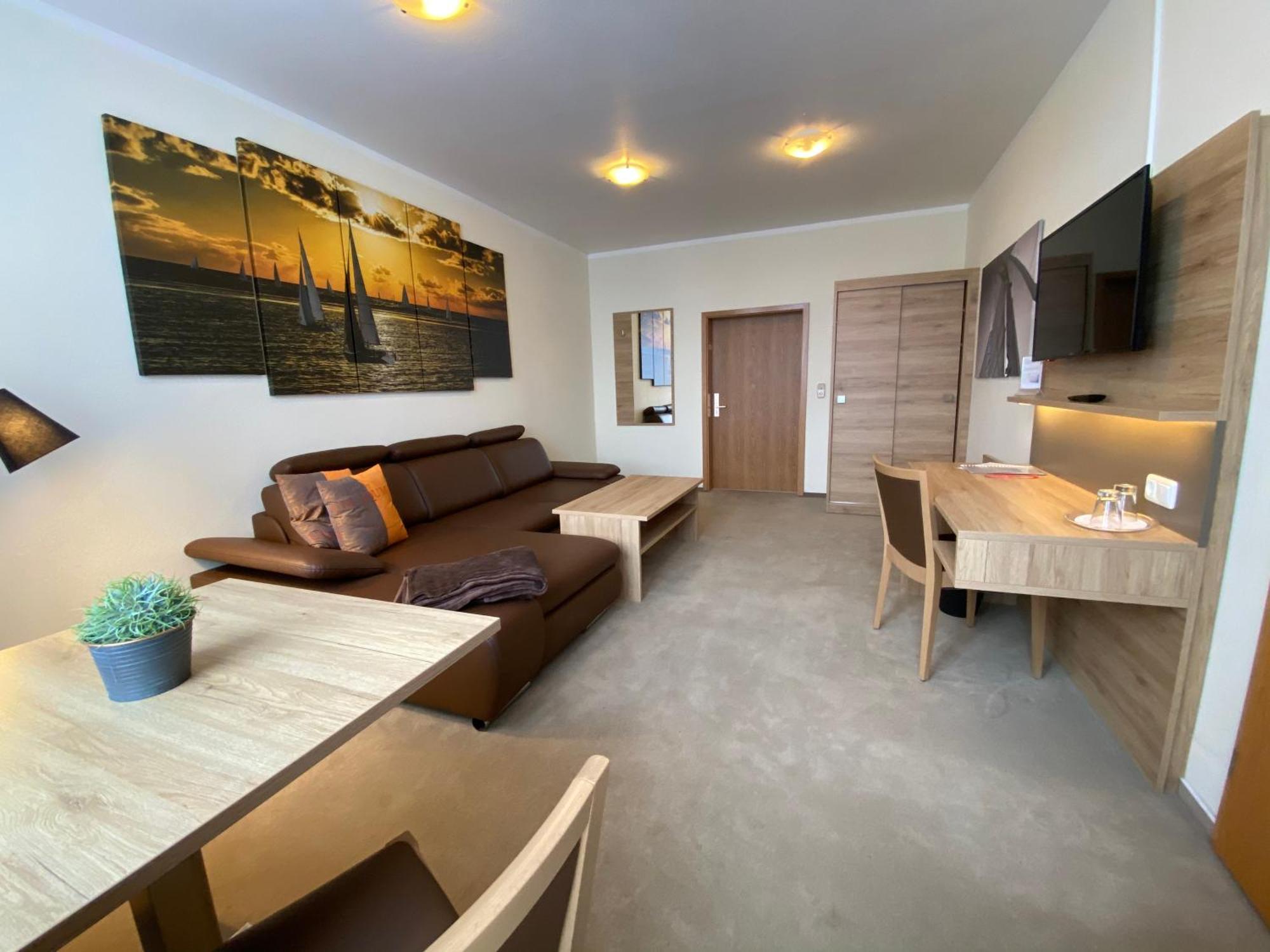 Pension Zum Alten Faehrhaus Rostock Bagian luar foto